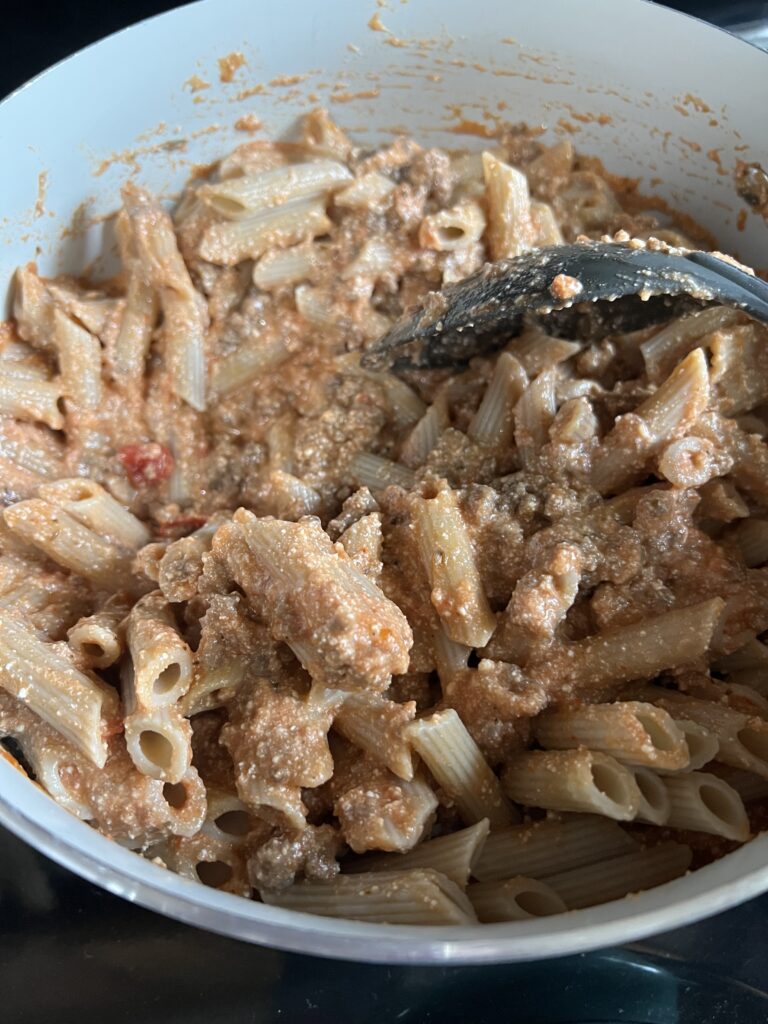 beef, sauce, ricotta, and pasta all mixed together